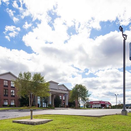 Best Western Lake Cumberland Inn Monticello Exteriör bild