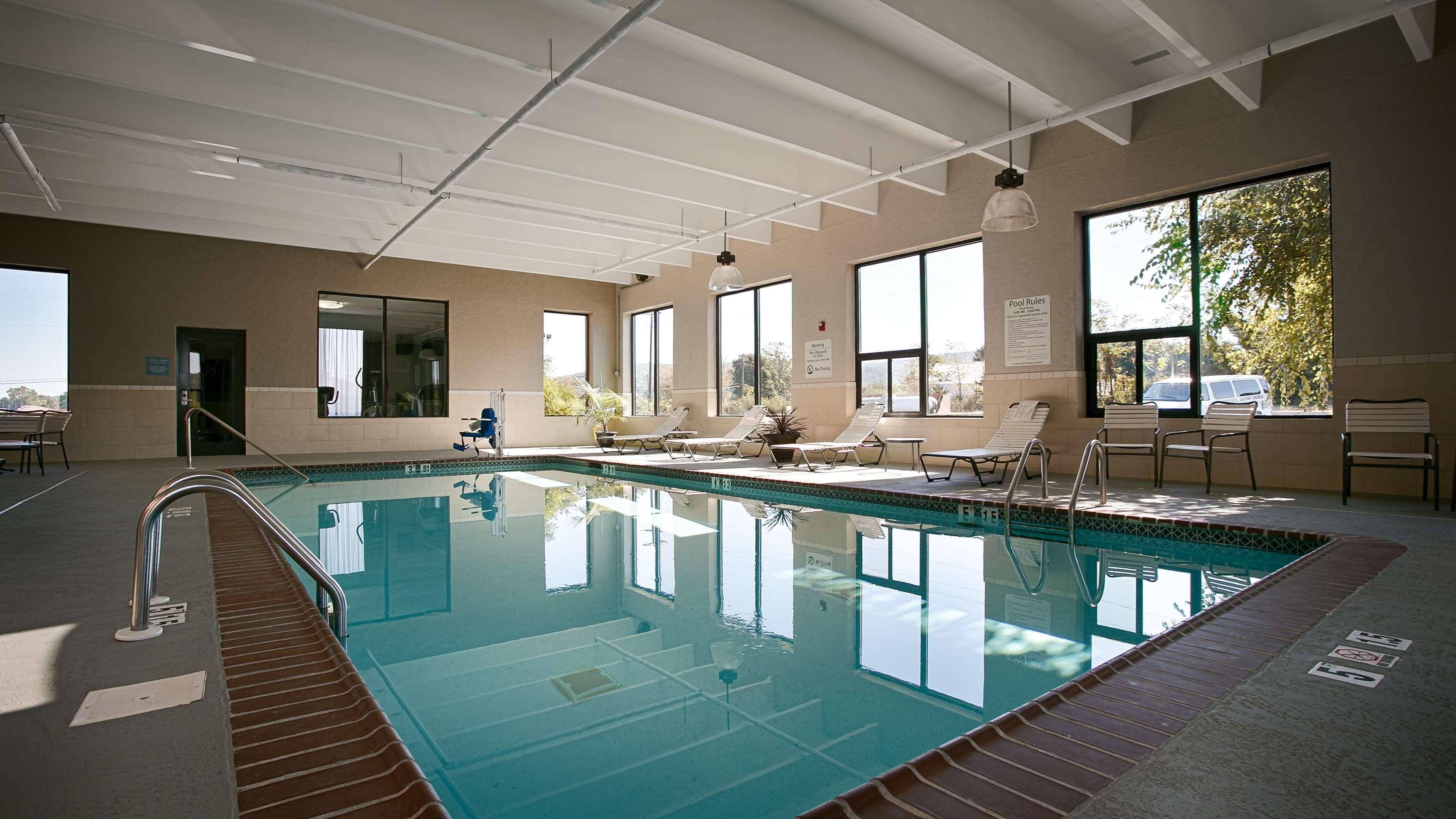 Best Western Lake Cumberland Inn Monticello Exteriör bild